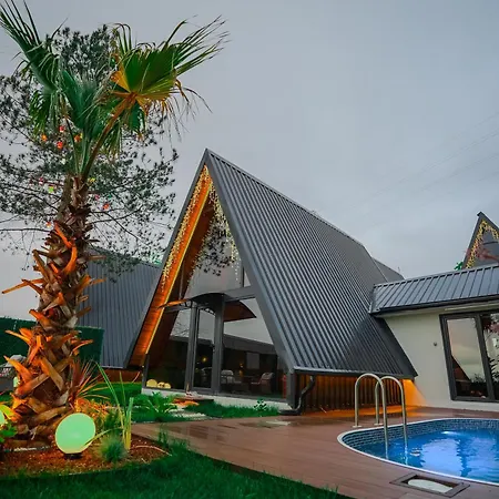 Pinelife Chalet